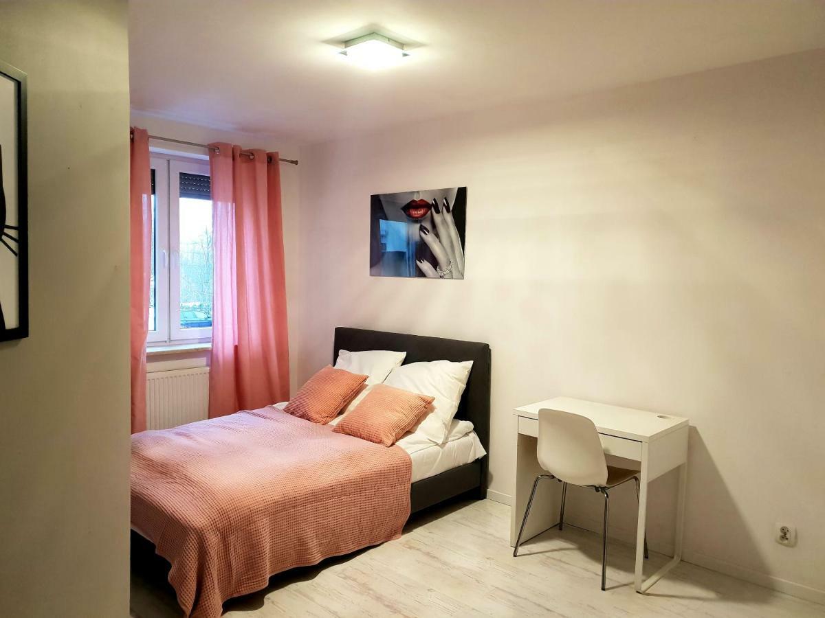 Apartament Szafir Zielona Góra Dış mekan fotoğraf