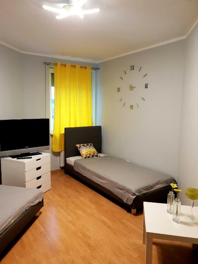 Apartament Szafir Zielona Góra Dış mekan fotoğraf